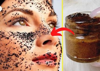 Enlever les poils du visage avec du café