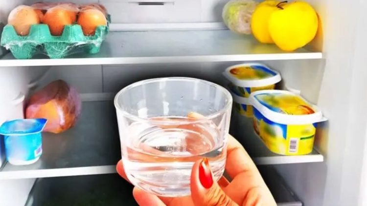 Facilitez-vous la vie en conservant une tasse de vinaigre dans le frigo