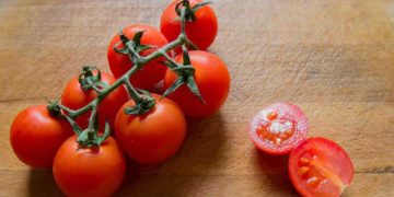 L'Astuce Pour Congeler les Tomates Crues (Et les Garder Fraîches Pendant 6 Mois).