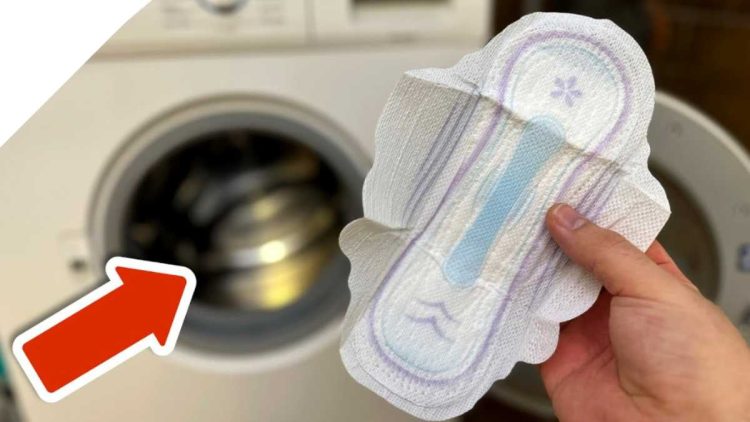 C'est Pourqoi tout le monde colle des serviettes hygiéniques sur la machine à laver