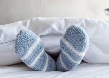 Dormir avec des chaussettes : bonne ou mauvaise idée