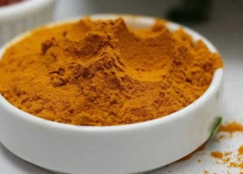 Comment se débarrasser des taches de curcuma