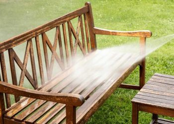 Comment nettoyer son mobilier de jardin?