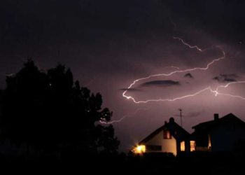 Mythes sur les orages : vaut-il mieux éviter de se doucher ?