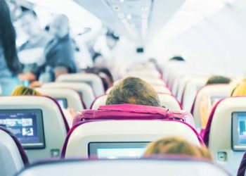 Comment la place du milieu dans l'avion peut être avantageuse